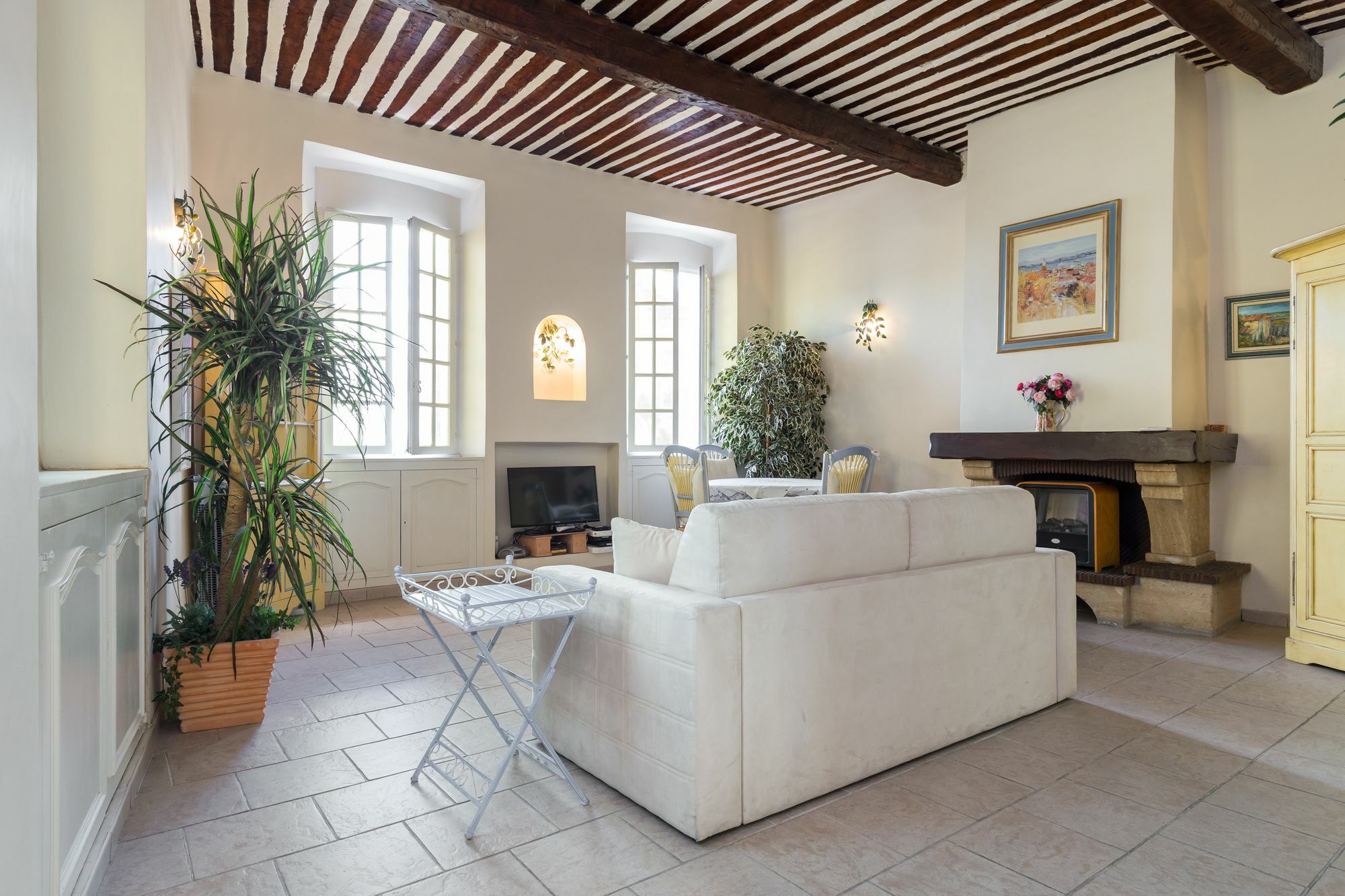 Charming Port View Studio: Steps from Palais, Cannes Exterior photo